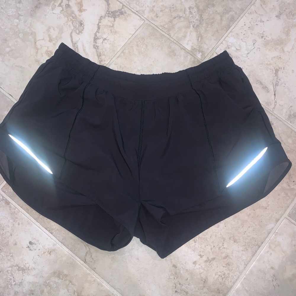 Black Lululemon Hotty Hot Short